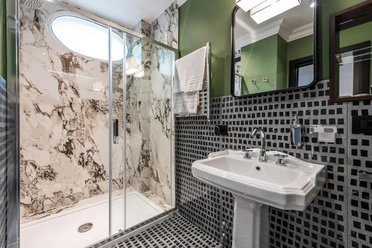 Hotel The Couper Spiga Milano Affittacamere