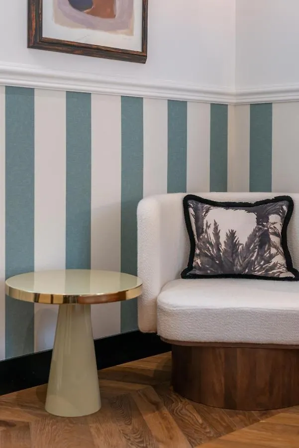 Hotel The Couper Spiga Milano 0*,  Italia